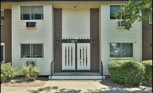 9G Blue Hill Cmns, Orangeburg, NY, 10962-2133 | Card Image