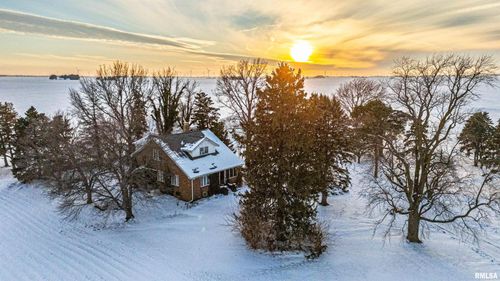 2125 700th St, Chestnut, IL, 62518-6066 | Card Image