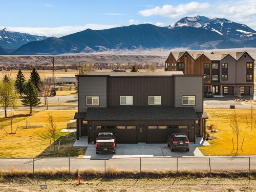438 Vujo Ln, Ennis, MT, 59729 | Card Image