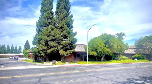 301 S Ham Ln, Lodi, CA, 95242-3048 | Card Image