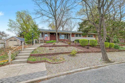 19 W Illinois Ave, Absecon, NJ, 08201 | Card Image