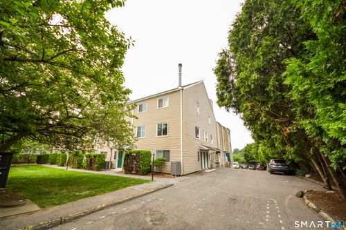 5-31 Stuart Ave, Norwalk, CT, 06850-3557 | Card Image