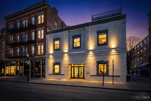 808 Elm St, Cincinnati, OH, 45202 | Card Image