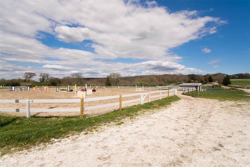 3622 Main Rd, Tiverton, RI, 02878-4834 | Card Image