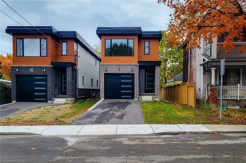 8 Devonport St, Hamilton, ON, L8R3C6 | Card Image