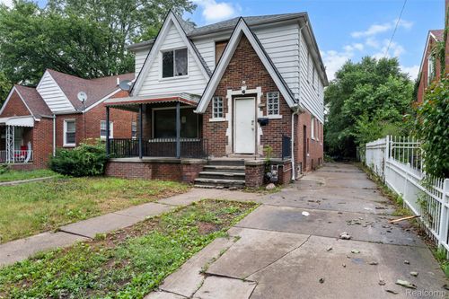 15480 Winthrop St, Detroit, MI, 48227-2348 | Card Image