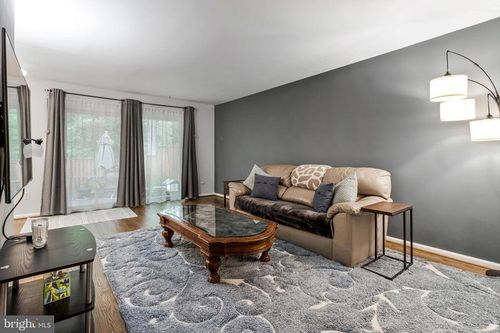 5804 Canvasback Rd, BURKE, VA, 22015-3109 | Card Image