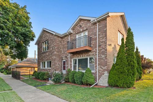 5901 Foster Ave, Chicago, IL, 60630-1931 | Card Image