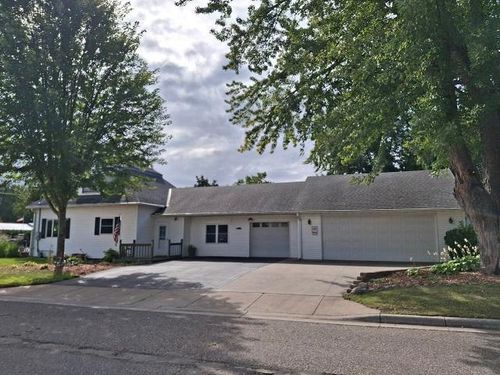 201 Norman Ave S, Foley, MN, 56329-8724 | Card Image