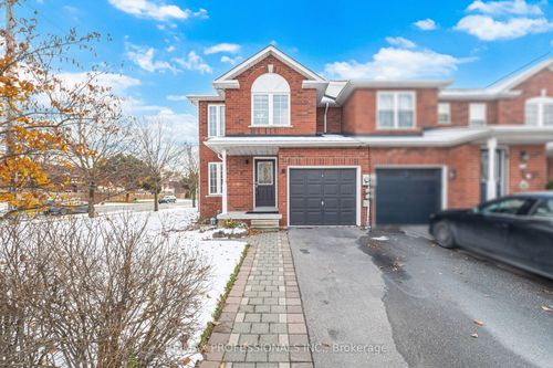 2 Dawson Cres, Milton, ON, L9T5H8 | Card Image