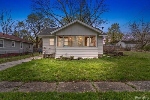 1717 Wolcott St, Flint, MI, 48504-3455 | Card Image