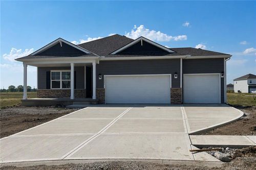 17806 Green Rd, Gardner, KS, 66030-6606 | Card Image