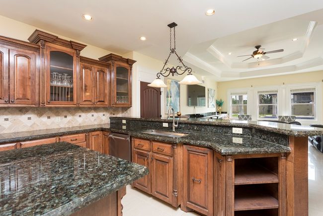 817 Beach Blvd, House other with 4 bedrooms, 4 bathrooms and 3 parking in Laguna Vista TX | Image 8