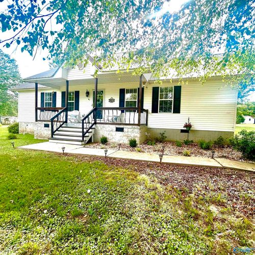 846 Scott Ave N, Rainsville, AL, 35986-3704 | Card Image