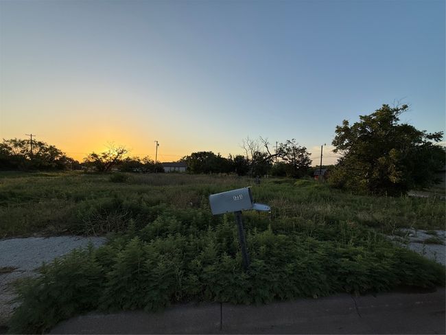1731 Avenue H, Home with 0 bedrooms, 0 bathrooms and null parking in Anson TX | Image 4