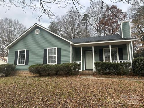 2000 Teddington Dr, Charlotte, NC, 28214-2450 | Card Image