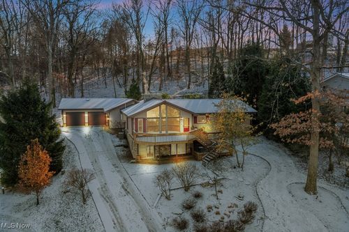 153 Cheyenne Trl, Malvern, OH, 44644-9525 | Card Image