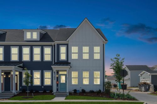 601 Southview Ln, Summerville, SC, 29486-2933 | Card Image