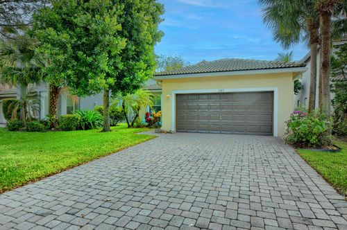 1225 E Magnolia Cir, Delray Beach, FL, 33445-1243 | Card Image