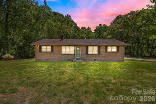 4000 Mount Pleasant Rd, Sherrills Ford, NC, 28673-7808 | Card Image