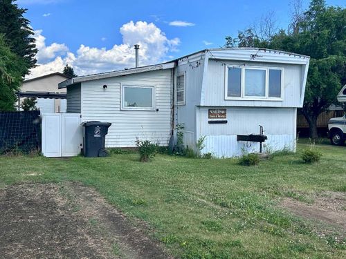 5039 53 St, Islay, AB, T0B0C9 | Card Image