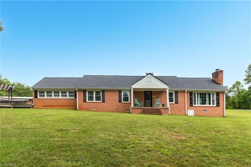 4599 Price Rd, Stoneville, NC, 27048-8248 | Card Image