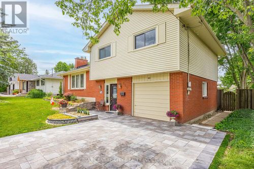580 Salway St, London, ON, N6H3P8 | Card Image