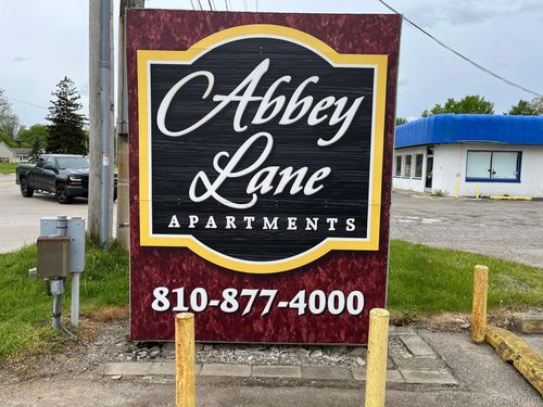 4475 Richfield Rd, Flint, MI, 48506-2099 | Card Image