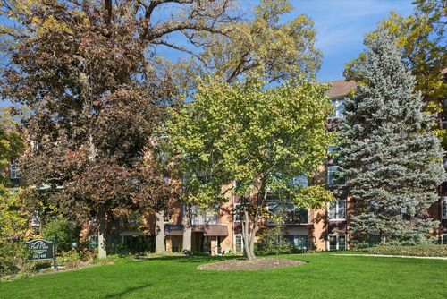 apt-2j-441 N Park Blvd, Glen Ellyn, IL, 60137-4614 | Card Image