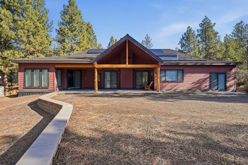 60449 Pima Rd, Bend, OR, 97702-8951 | Card Image