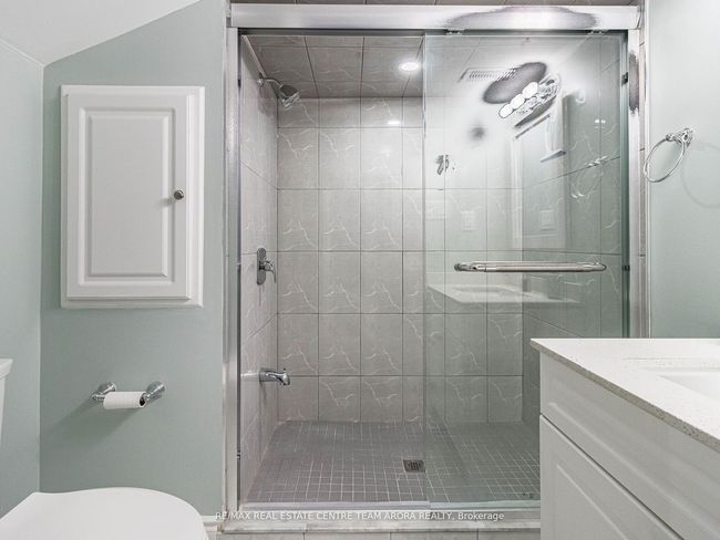18 Fulmer Rd, House other with 6 bedrooms, 5 bathrooms and 5 parking in Brampton ON | Image 43