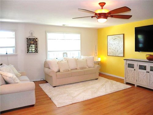 1 D Salmon Run, Parma, NY, 14468 | Card Image
