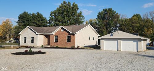 8874 W Old Fort Rd, Fortville, IN, 46040-9237 | Card Image