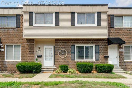 704-704 Estrada Dr, Belleville, MI, 48111-2989 | Card Image
