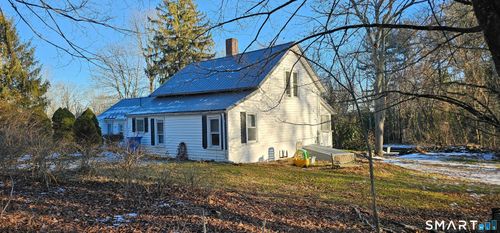 933 Hampton Road, Pomfret, CT, 06259 | Card Image