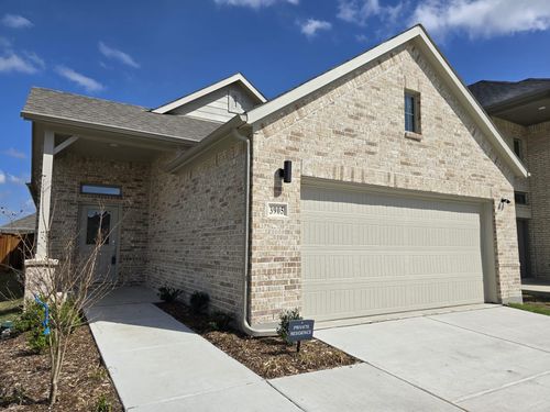 3905 White Rock Dr, Farmersville, TX, 75442-7399 | Card Image