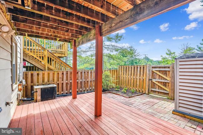 5521 Lakewhite Ct, Townhouse with 3 bedrooms, 4 bathrooms and null parking in FAIRFAX VA | Image 36