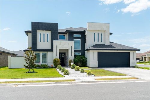 13921 N 35th St, McAllen, TX, 78504-6718 | Card Image