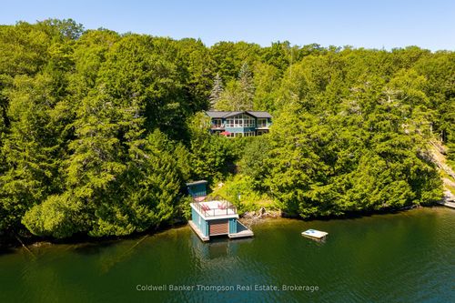1063 Lakeview Rd, Utterson, ON, P0B1M0 | Card Image