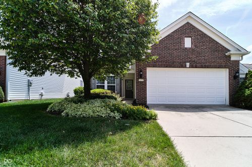 16041 Marsala Dr, Fishers, IN, 46037-7352 | Card Image