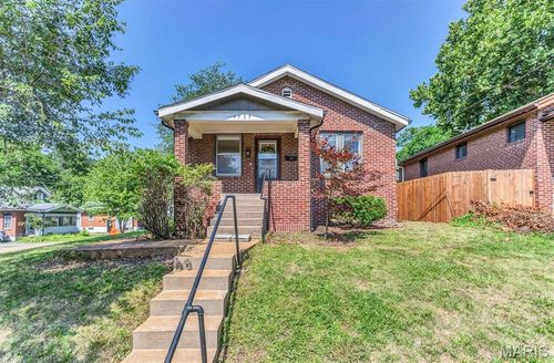 1717 Yale Ave, Saint Louis, MO, 63117-2311 | Card Image