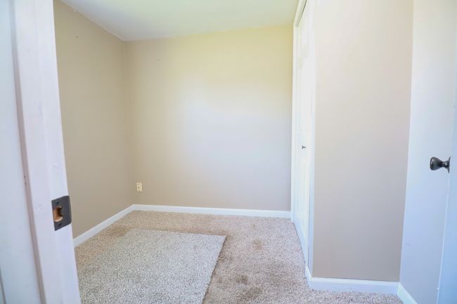 131 N Walnut St, House other with 3 bedrooms, 1 bathrooms and 2 parking in Minonk IL | Image 14