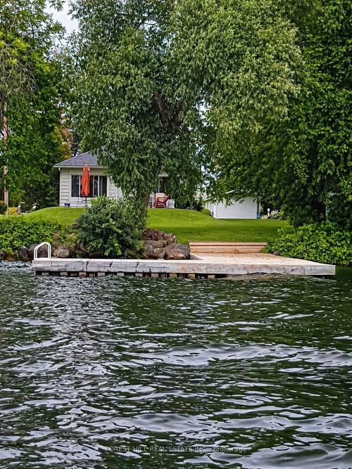 645 Cedarvale Dr, Innisfil, ON, L9S4L1 | Card Image