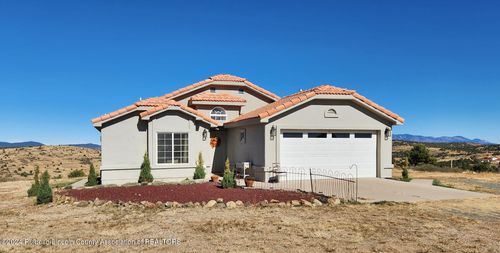 124 Mountain Haven Trl, Capitan, NM, 88316-5016 | Card Image