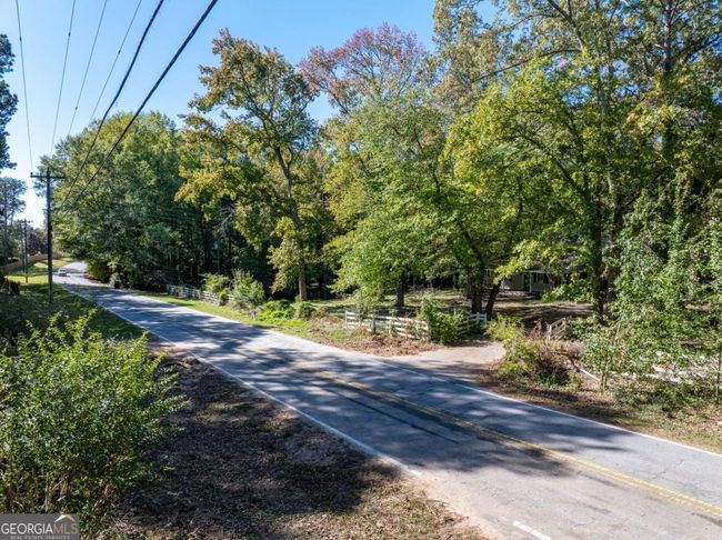 724 Cowan Rd Se, House other with 5 bedrooms, 4 bathrooms and 3 parking in Conyers GA | Image 6