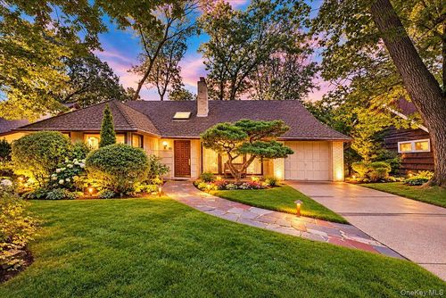 36 Range Drive, Hempstead, NY, 11566 | Card Image
