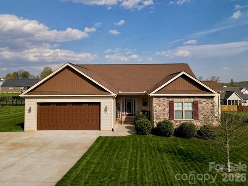 156 Greythorn Dr, Statesville, NC, 28625-2380 | Card Image