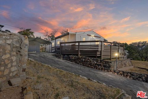 216 Starlite Ln, Wofford Heights, CA, 93285-8076 | Card Image