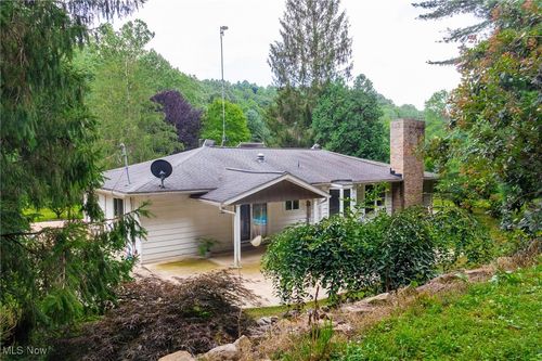 32015 Township Road 368, Walhonding, OH, 43843-9742 | Card Image