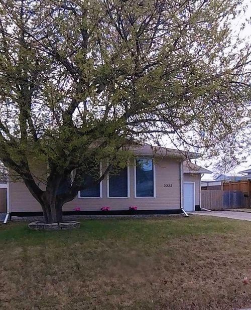 5333 57 Ave, Rocky Mountain House, AB, T4T1M7 | Card Image
